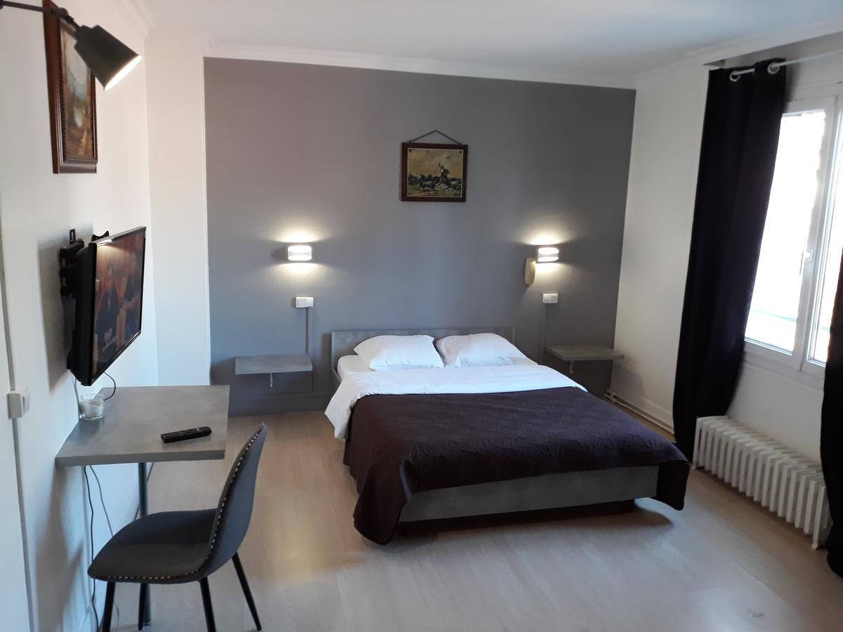 Hotel St Charles Rambouillet Εξωτερικό φωτογραφία