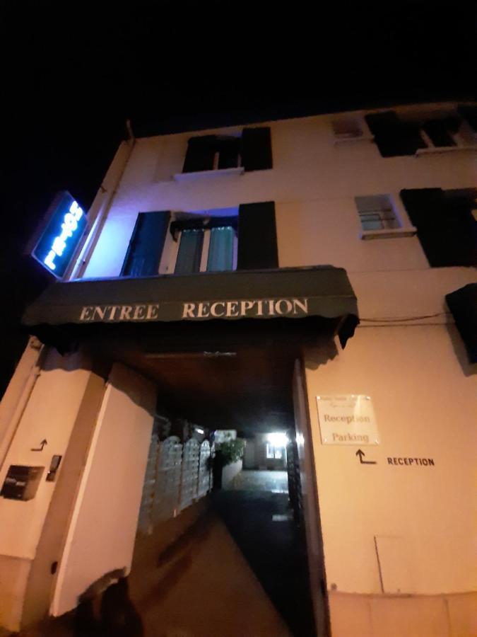 Hotel St Charles Rambouillet Εξωτερικό φωτογραφία
